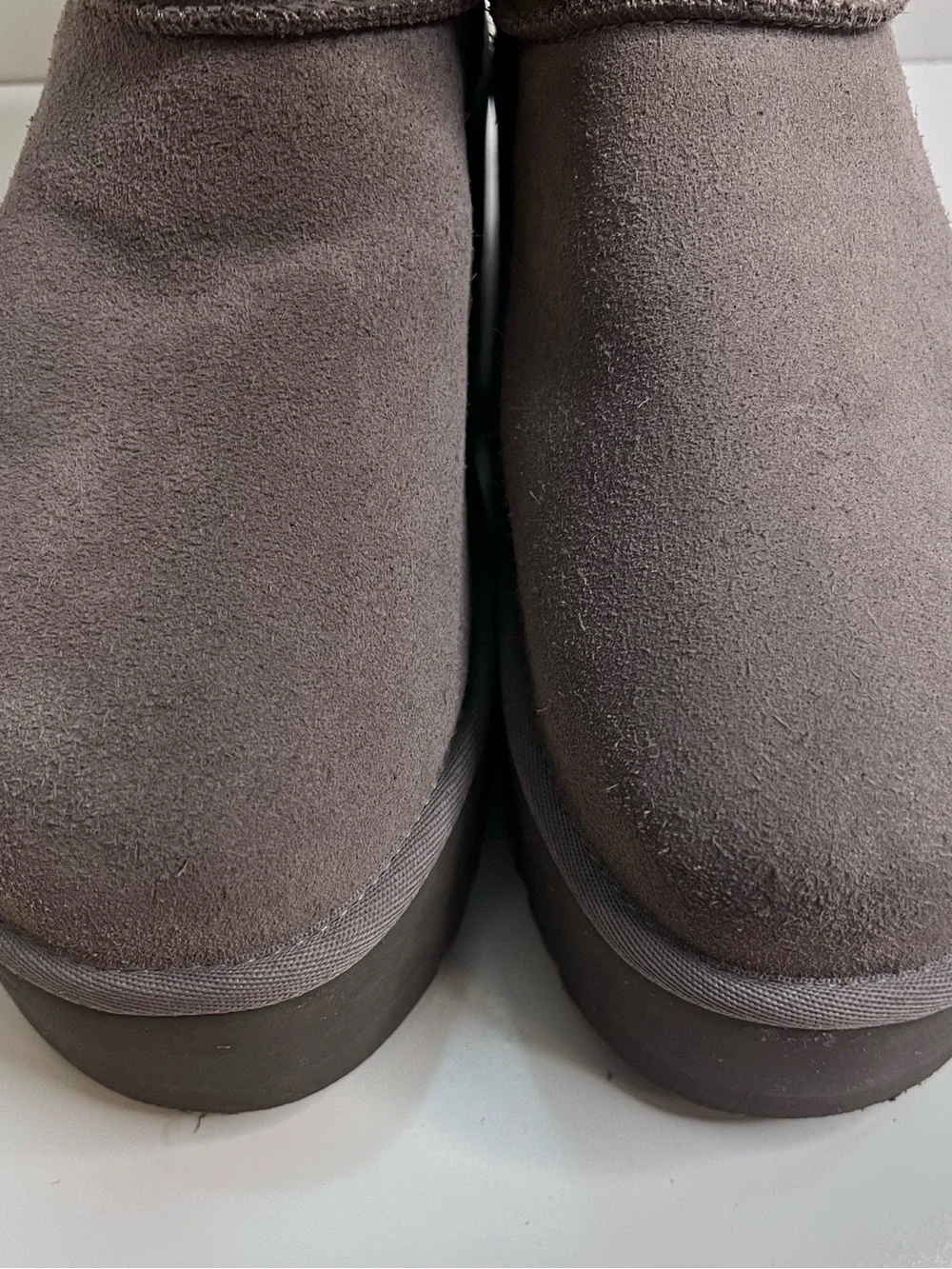 UGG Classic Mini Platform Gray Water-resistant Suede Boots Size US 9 Women